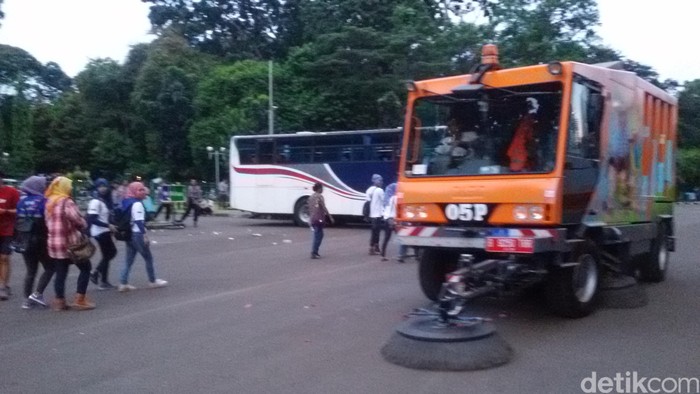 Dinsih DKI: Sampah May Day Tahun Ini Hanya 8 Ton, Tahun Lalu 35 Ton