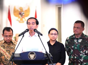 Ini Alasan Presiden Jokowi Gelar Rapat di KRI Imam Bonjol