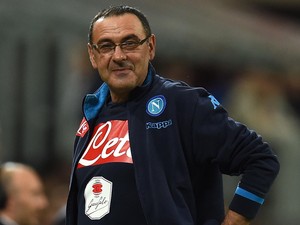 Napoli Pastikan Posisi Sarri Tetap Aman