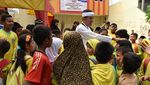 Bupati Dedi Bersih-bersih Lingkungan di Hardiknas