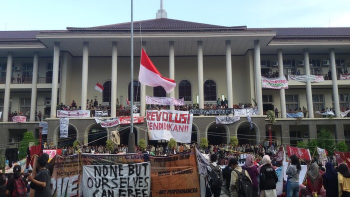Rektorat UGM Sepakat Tak Menaikkan UKT Setelah Dialog dengan Mahasiswa