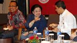 Megawati Hadiri Diskusi Membahas Bidan