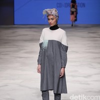 Happa for Wardah Co[l]ordination. Indonesia Fashion Week 2016 at Jakarta Convention Center. Senayan. Jakarta. [Foto: Mohammad Abduh/Wolipop]