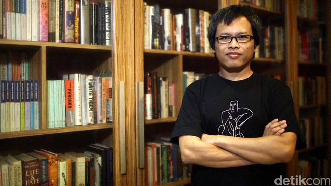 Eka Kurniawan Tolak Anugerah Kebudayaan 2019 dari Kemendikbud