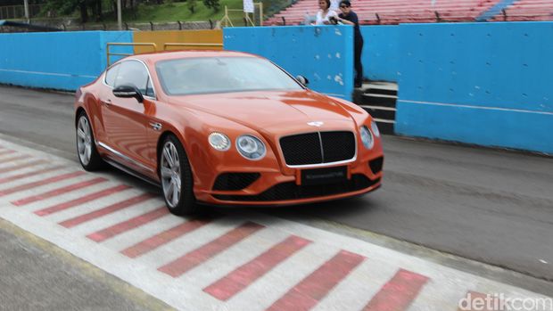 Bentley Continental GT V8 S