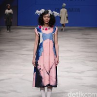 Happa for Wardah Co[l]ordination. Indonesia Fashion Week 2016 at Jakarta Convention Center. Senayan. Jakarta. [Foto: Mohammad Abduh/Wolipop]