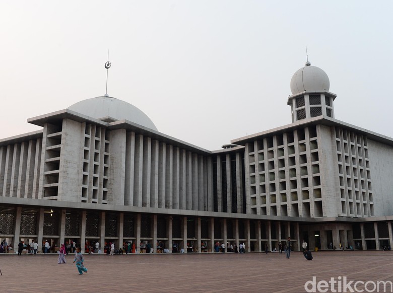 Ini Pertimbangan Masjid Istiqlal Tak Lagi Bagi Daging 