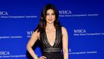 Kecantikan Priyanka Chopra di Gedung Putih Curi Perhatian