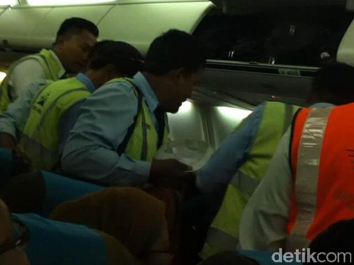 Ngamuk dan Mengaku Pejabat, Pria ini Diturunkan dari Pesawat