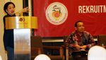 Megawati Hadiri Diskusi Membahas Bidan
