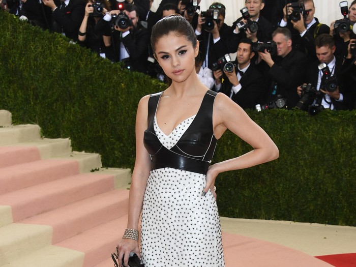 Selena Gomez Lebih Tertarik Sama Bad Boy