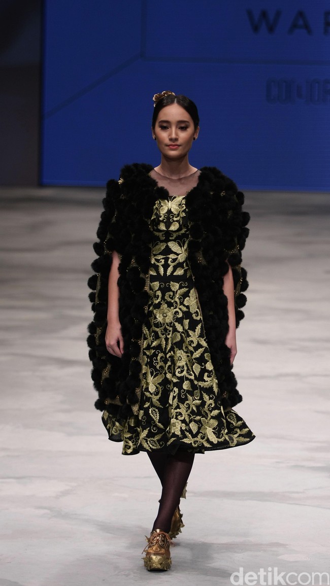 Barli Asmara for Wardah Co[l]ordination. Indonesia Fashion Week 2016 at Jakarta Convention Center. Senayan. Jakarta. [Foto: Mohammad Abduh/Wolipop]