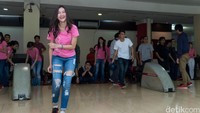 Amanda tampak bersemangat di event kali ini.