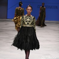 Barli Asmara for Wardah Co[l]ordination. Indonesia Fashion Week 2016 at Jakarta Convention Center. Senayan. Jakarta. [Foto: Mohammad Abduh/Wolipop]