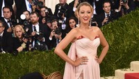 Blake Lively. Dimitrios Kambouris/Getty Images/detikFoto.