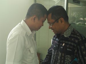 Salam Banteng Ala Jonan dan Saleh Husin