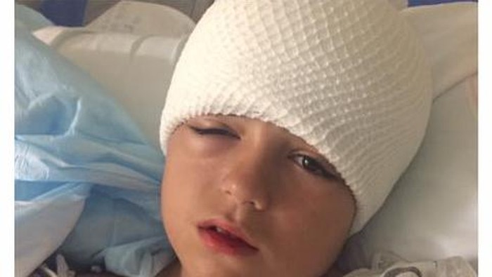 42 Gambar Anak Jatuh Dari Sepeda Images