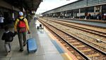 Jelang Libur Panjang, Stasiun Senen Masih Normal