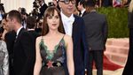 Parade Busana Seksi dan Futuristik di Met Gala 2016 (3)