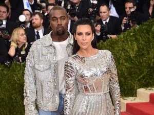 3 Tips Hubungan Selalu Mesra dari Kim Kardashian