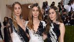 Parade Busana Seksi dan Futuristik di Met Gala 2016 (3)