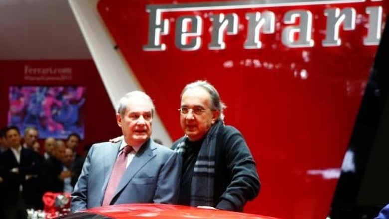 Sergio Marchionne (memakai syal) Foto: Reuters Sergio Marchionne (memakai syal) Foto: Reuters
