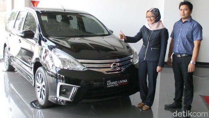 1.000 Nissan Grand Livina Akan Padati Candi Prambanan