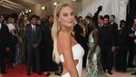 Sederet Artis Ini Anggun dan Menawan di Met Gala 2016