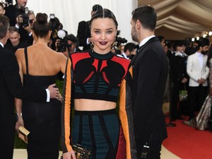 Respons Miranda Kerr Soal Tersebarnya Foto Tanpa Busana Orlando Bloom