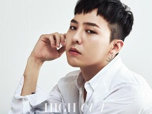 G-Dragon Jalani Operasi Pergelangan Kaki Kanan Saat Wajib Militer
