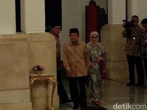 Presiden Jokowi di Magelang, Wapres JK Pimpin Peringatan Isra Miraj di Istana