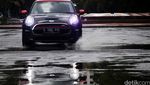 Test Drive MINI Paling Dahsyat