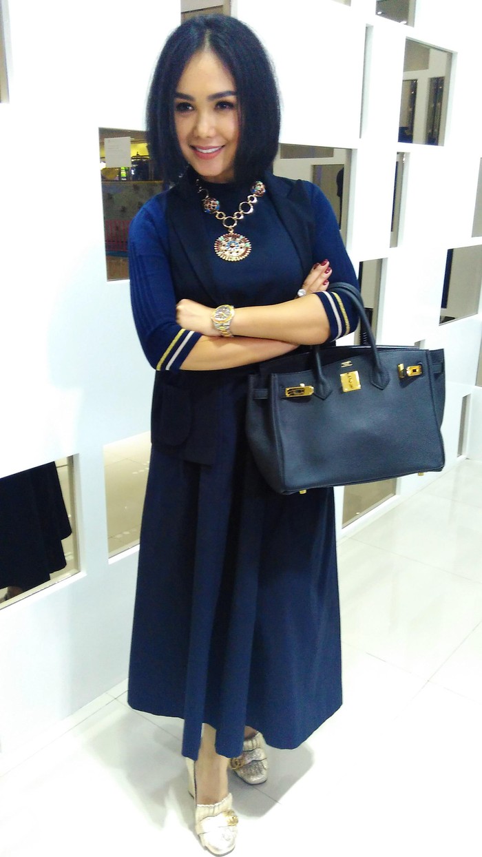 Tetap Cantik di Usia 43 Tahun, Apa Rahasia Yuni Shara?