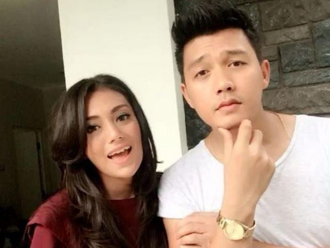 Cerai, Celine Evangelista Santai Jadi Kekasih Dirly di 