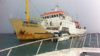 Insiden itu terjadi sekitar pukul 11.05 WIB siang tadi. Sebelumnya, kapal dengan nakhoda Kapten Abbas Siraju bertolak dari Pelabuhan Sunda Kelapa menuju Kepulauan Seribu pada pukul 08.15 WIB. (dok: Istimewa)
