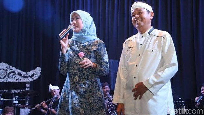 Ketum PAN: Bupati Dedy dan Desy Ratnasari Cocok Bersanding di Pilgub Jabar