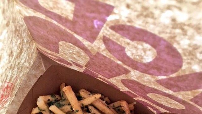 Yummy! Ini 13 Cara Enak Makan French Fries di Berbagai Negara (1