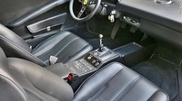Electric GT memasang transmisi manual 5 percepatan miliki Porsche G50. Foto: CNN