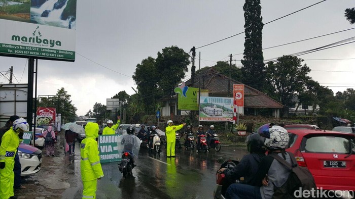Hari Libur Panjang Kedua, Subang-Lembang Macet hingga 4 Kilometer