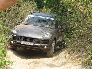 Porsche Cayenne Tembus Produksi 1 Juta Unit