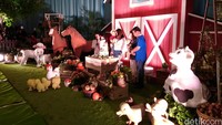 Suasana pesta ulang tahun anak Cathy Sharon.