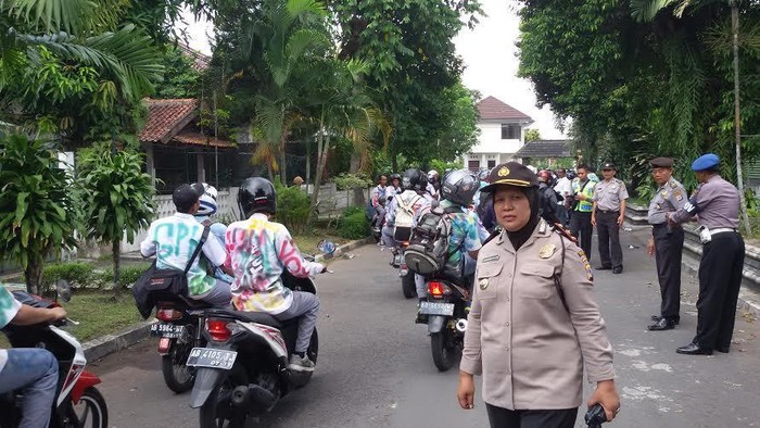 Aksi Corat-Coret Pelajar di Yogyakarta Dibubarkan Polisi