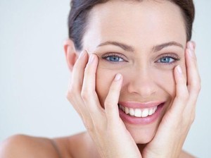Manfaatkan 4 Herba Khas Ayurveda Agar Kulit Bercahaya