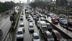 Tol TB Simatupang Mengular Panjang