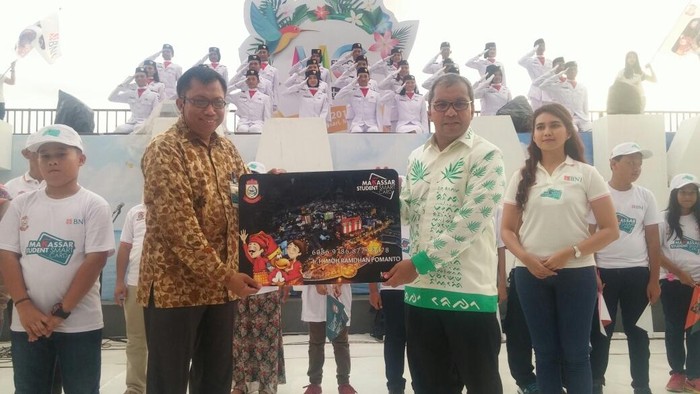 Pemkot Makassar Luncurkan 312 Ribu Kartu Pintar Pelajar