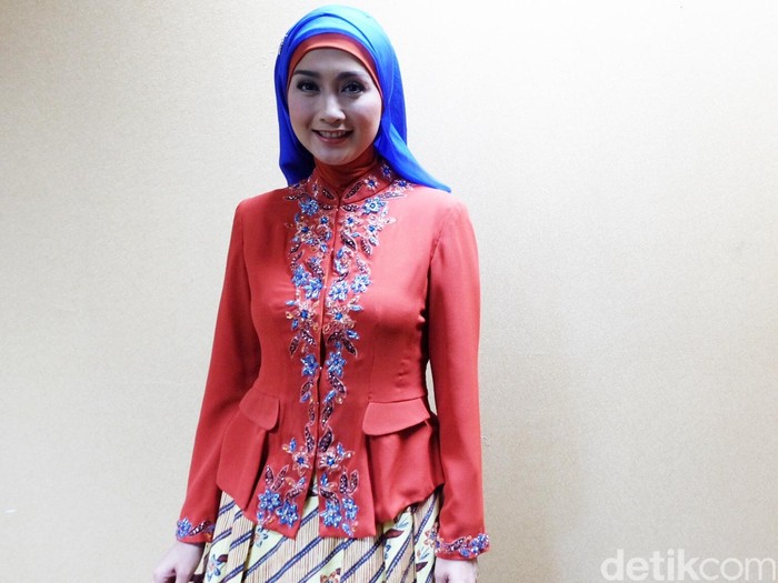 DesyRatnasari Jadi Juri Sunsilk Hijab Hunt 2016 Jakarta