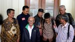 Korban Tragedi 1965 Datangi Kantor Luhut