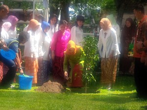 Iriana Jokowi dan Mufidah Kalla Temui 100 Guru PAUD se-Indonesia di Sleman
