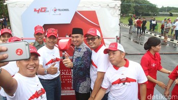 Kita bisa mencontohkan ketika Elang Timur melintas di Raja Ampat, Yogyakarta dengan Candi Prambanan, Jawa Timur dengan Bromo, Kota Malang, dan sekitarnya, traffic cukup tinggi. Ini sungguh luar biasa, katanya. Foto: dok. Telkomsel