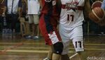 Aksi Maria Selena dan Sederet Selebriti Tanding Basket